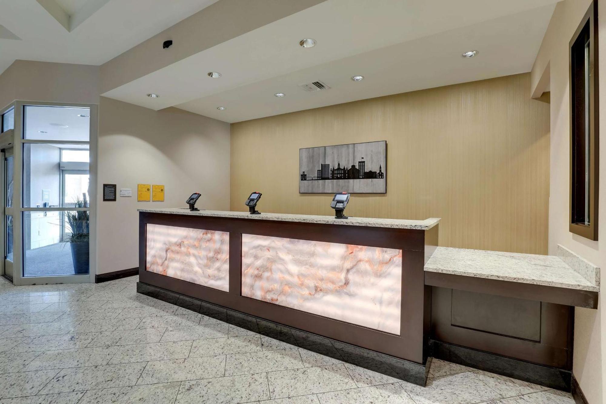 Drury Inn & Suites Lafayette In 外观 照片